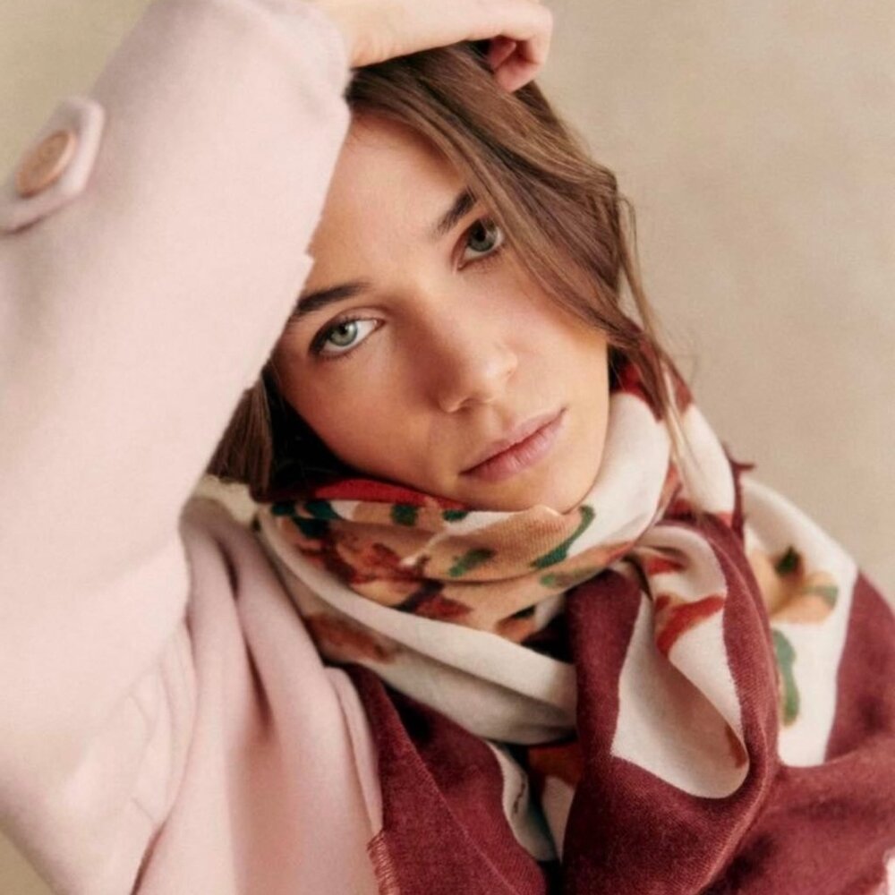 Sezane Pio Scarf in Marie print *BNWT* (100% wool)